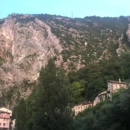 Confortable Au Pied Du Vercors アパート ポン・アン・ロワイヤン